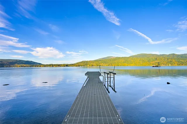 a view of a lake with a outdoor space