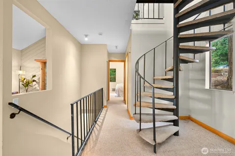 $1,395,000 | 2550 Lake Whatcom Boulevard, Bellingham, WA 98229