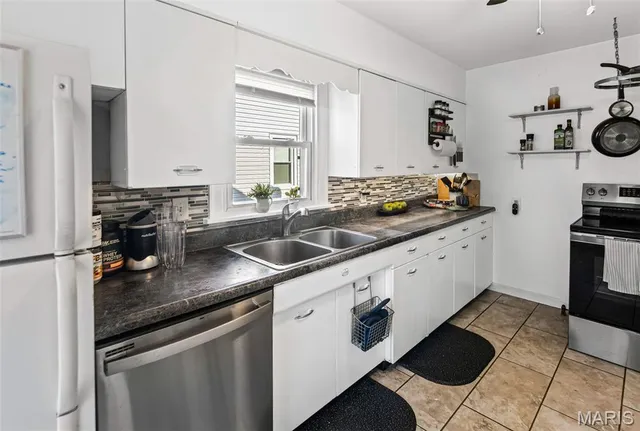 $175,000 | 119 South Jefferson Avenue, Collinsville, IL 62234