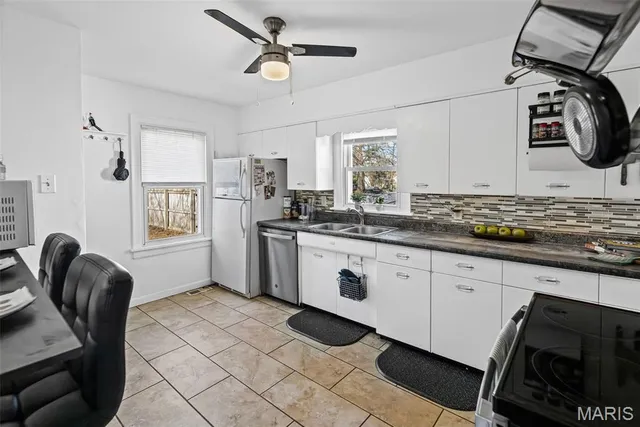 $175,000 | 119 South Jefferson Avenue, Collinsville, IL 62234