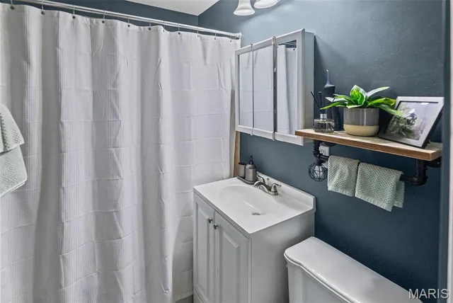 $175,000 | 119 South Jefferson Avenue, Collinsville, IL 62234