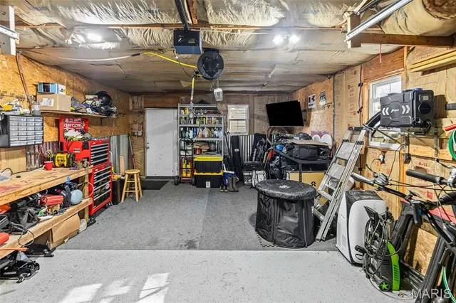 $175,000 | 119 South Jefferson Avenue, Collinsville, IL 62234