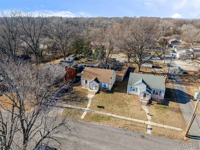 $175,000 | 119 South Jefferson Avenue, Collinsville, IL 62234