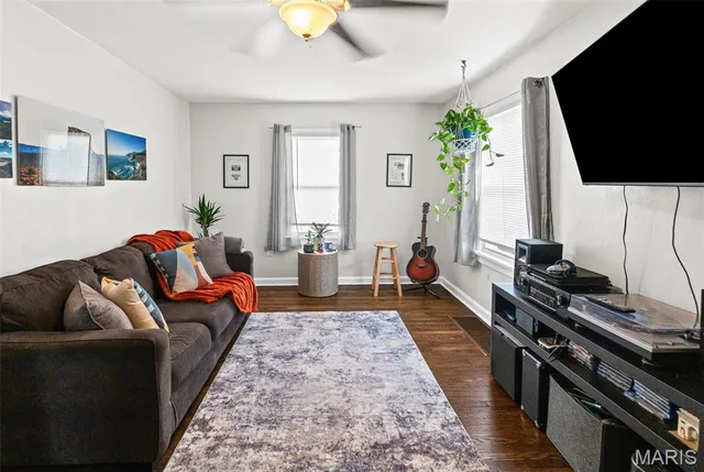 $175,000 | 119 South Jefferson Avenue, Collinsville, IL 62234