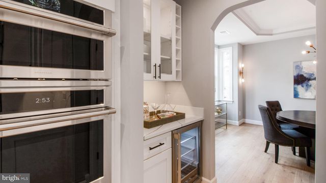 $2,020,000 | 30 East Linden Street, Alexandria, VA 22301