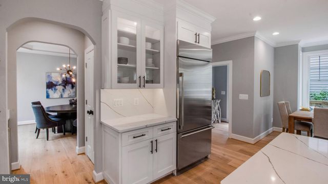 $2,020,000 | 30 East Linden Street, Alexandria, VA 22301