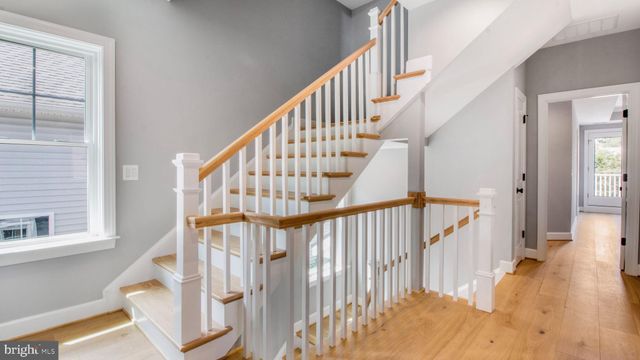 $2,020,000 | 30 East Linden Street, Alexandria, VA 22301