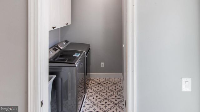 $2,020,000 | 30 East Linden Street, Alexandria, VA 22301