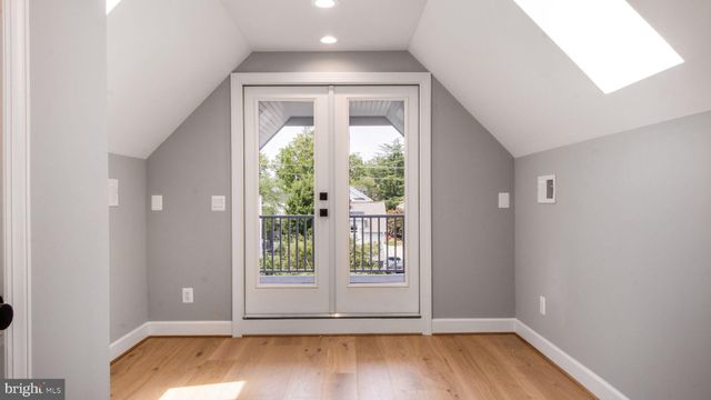 $2,020,000 | 30 East Linden Street, Alexandria, VA 22301