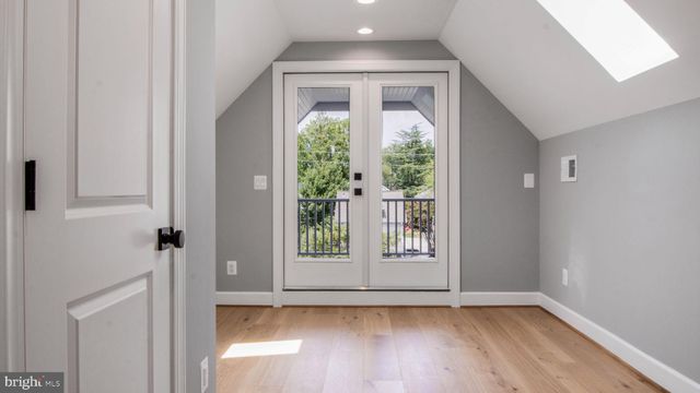 $2,020,000 | 30 East Linden Street, Alexandria, VA 22301