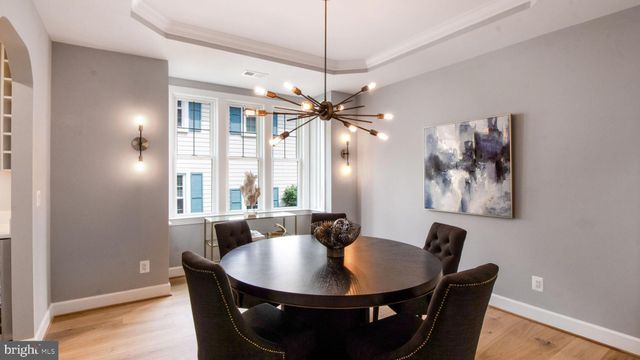 $2,020,000 | 30 East Linden Street, Alexandria, VA 22301