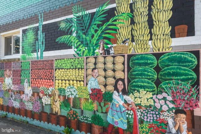 $2,020,000 | 30 East Linden Street, Alexandria, VA 22301