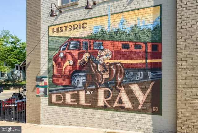 $2,020,000 | 30 East Linden Street, Alexandria, VA 22301