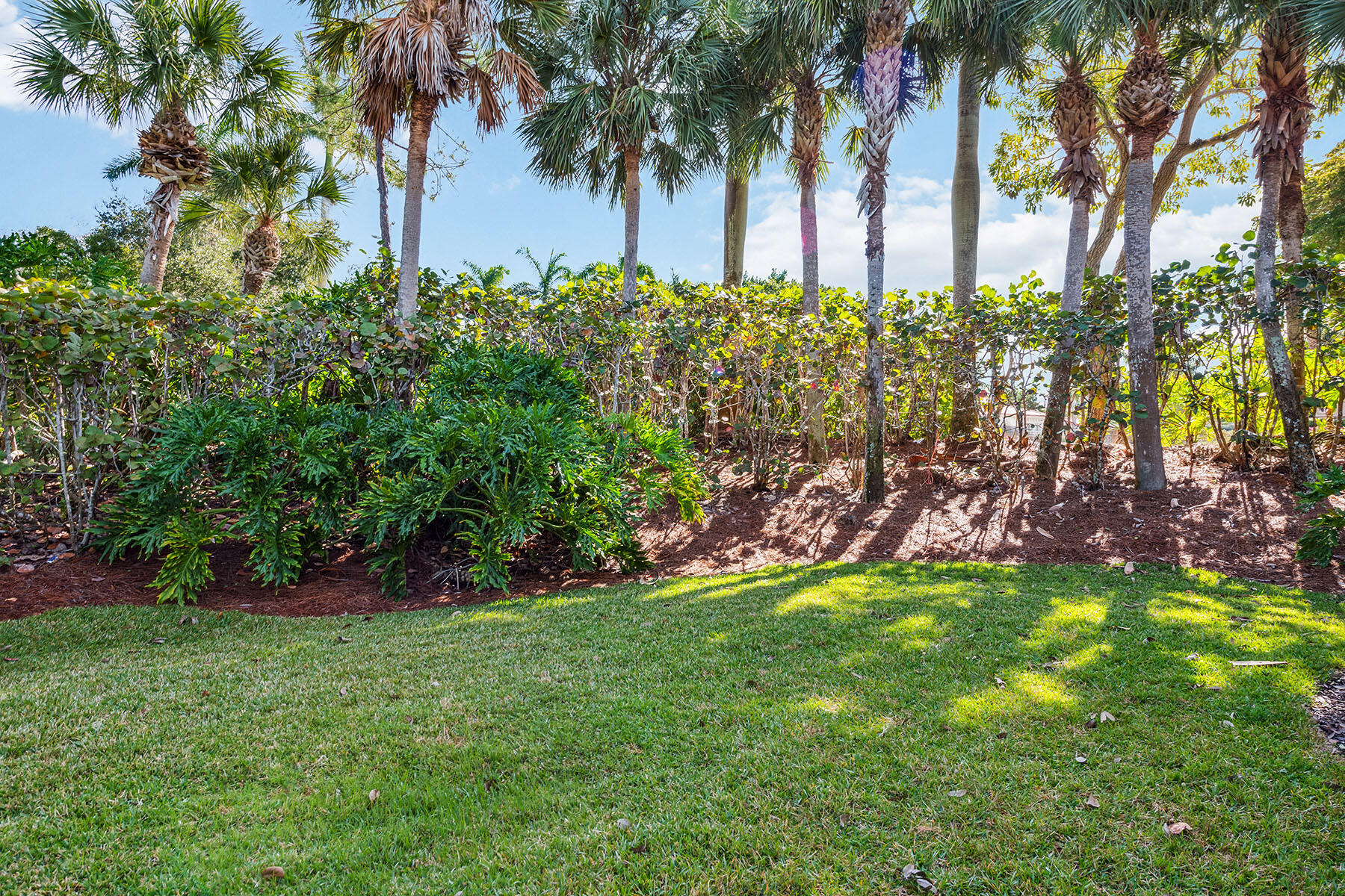 8599 Peppertree Way Naples, FL 34114 - Photo 24 of 38 226006574l