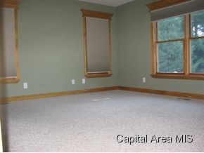 5132 Kinsinger Road Pleasant Plains, IL 62677 - Photo 13 of 20 Gallery Image 13
