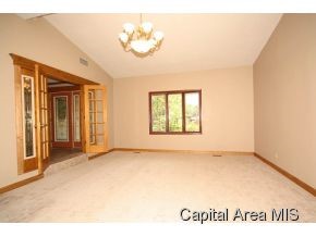 5132 Kinsinger Road Pleasant Plains, IL 62677 - Photo 16 of 20 Gallery Image 16