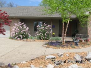 5132 Kinsinger Road Pleasant Plains, IL 62677 - Photo 17 of 20 Gallery Image 17
