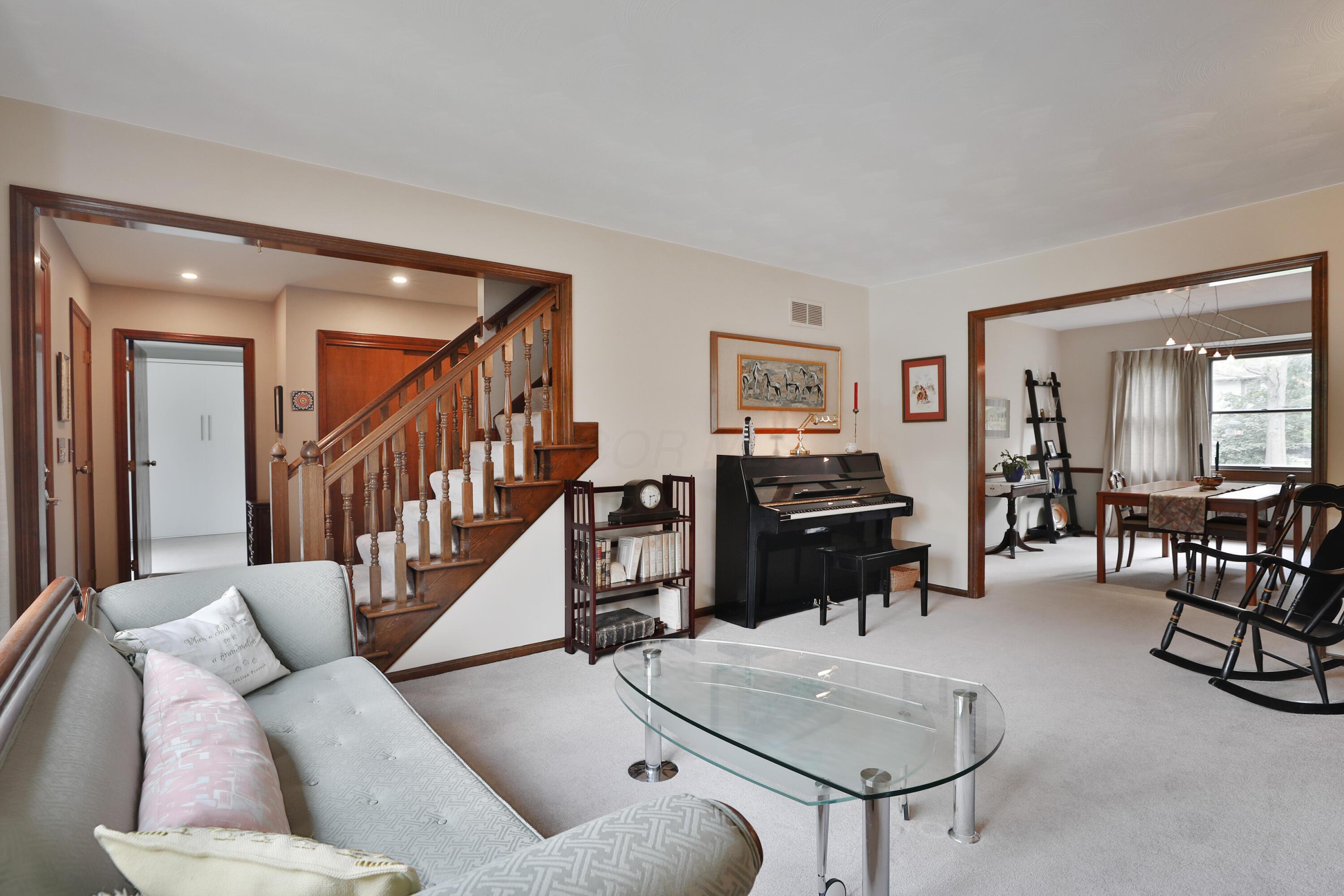 1041 Rutland Way Columbus, OH 43085 - Photo 8 of 60 1041-RutlandWay-09 - Copy