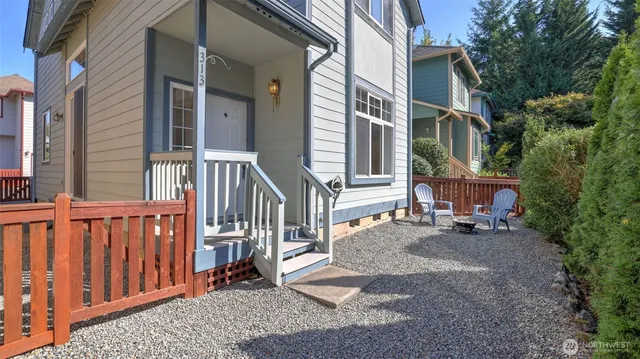 $375,000 | 25123 Roberts Drive, Unit 313, Black Diamond, WA 98010