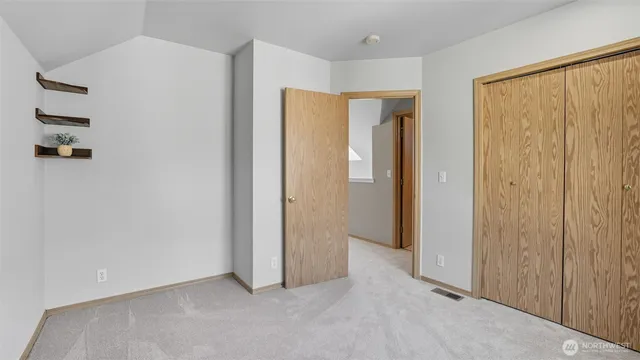 $375,000 | 25123 Roberts Drive, Unit 313, Black Diamond, WA 98010