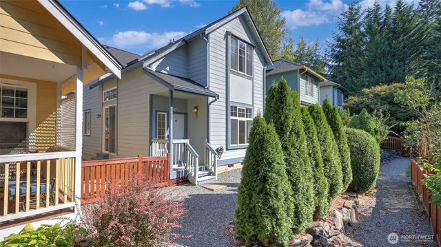 $375,000 | 25123 Roberts Drive, Unit 313, Black Diamond, WA 98010