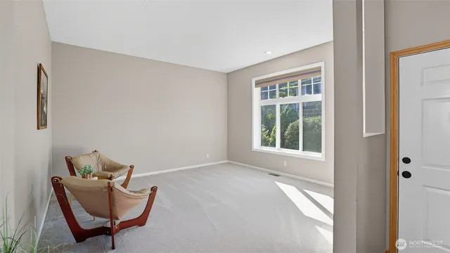 $375,000 | 25123 Roberts Drive, Unit 313, Black Diamond, WA 98010