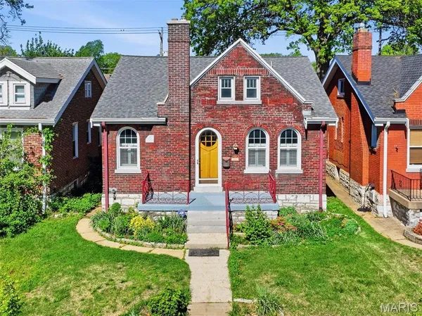 $315,000 | 3817 Childress Avenue, St. Louis, MO 63109