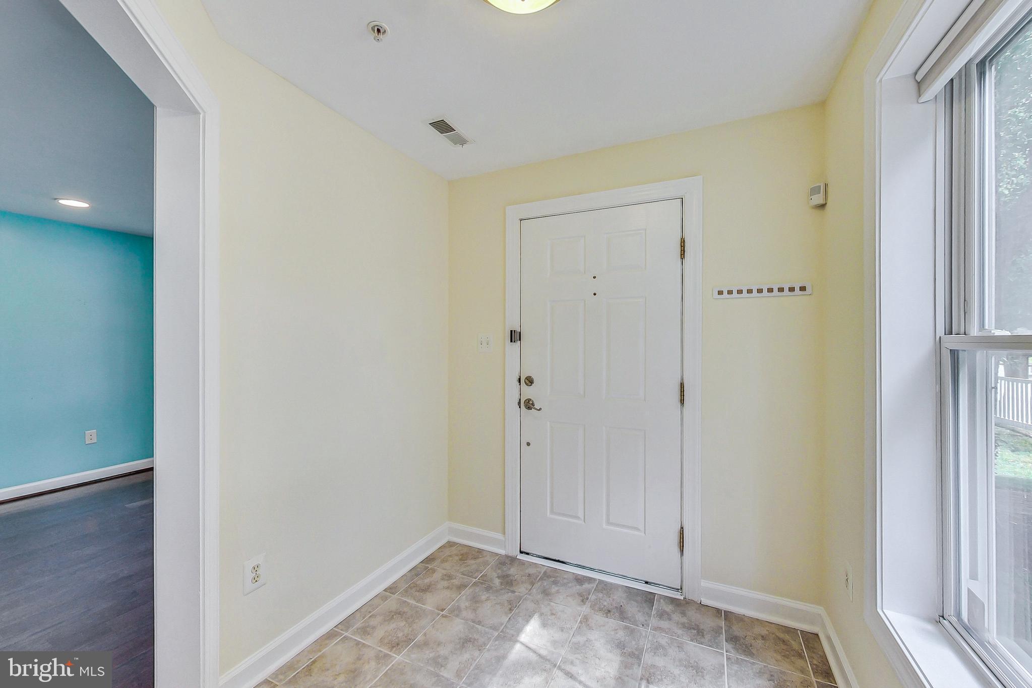10736 Horde Street Silver Spring, MD 20902 - Photo 5 of 44 Gallery Image 5