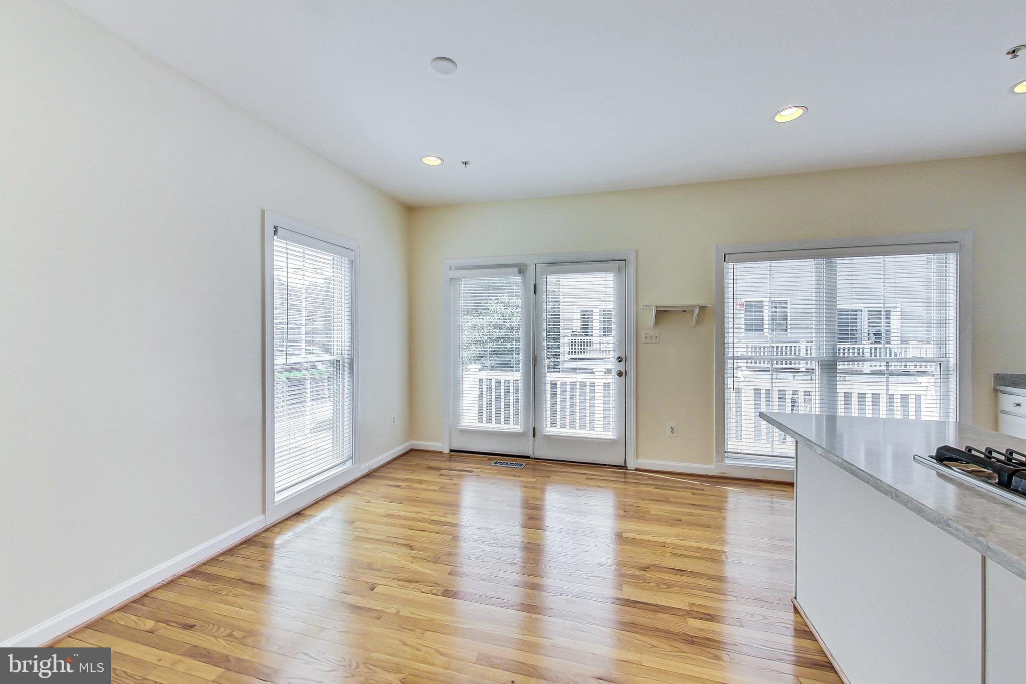10736 Horde Street Silver Spring, MD 20902 - Photo 10 of 44 Gallery Image 10