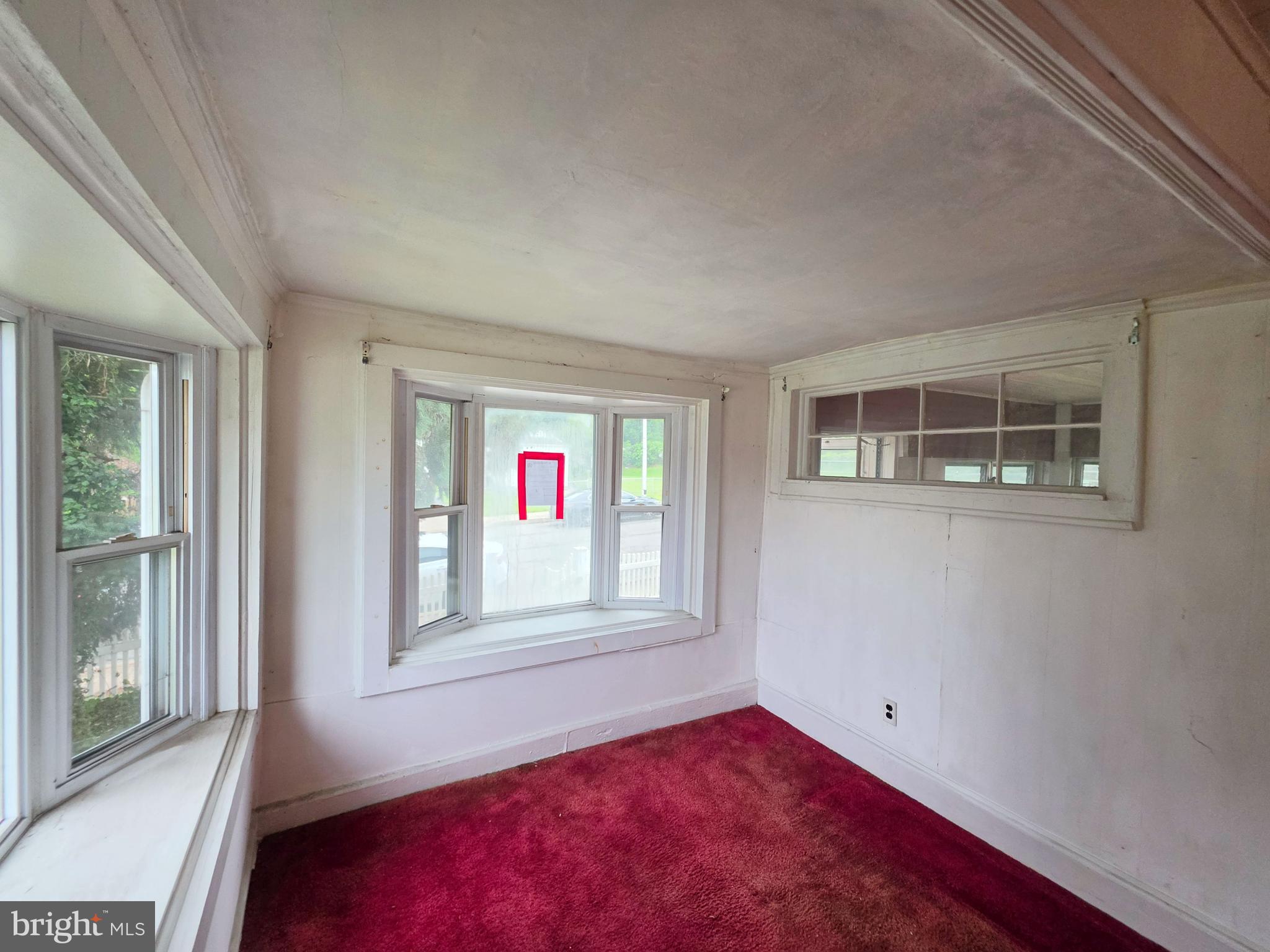 2640 Ridgely Street Baltimore, MD 21230 - Photo 6 of 20 living room