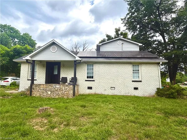 $240,000 | 1004 Roach Street, Mayodan, NC 27027