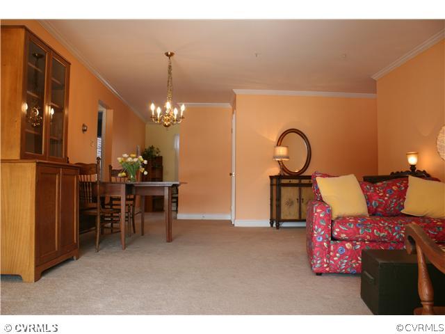 9 Waterfall Road, Unit 9 Henrico, VA 23228 - Photo 3 of 17 Den/Family/Great Room