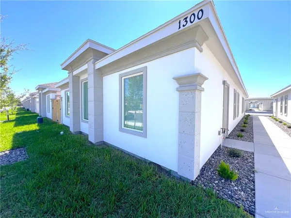 $10,000 | 1300 Shavano Drive, Unit 1, Edinburg, TX 78541