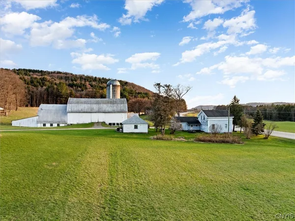 $700,000 | 124 Highway 12, Sangerfield, NY 13480
