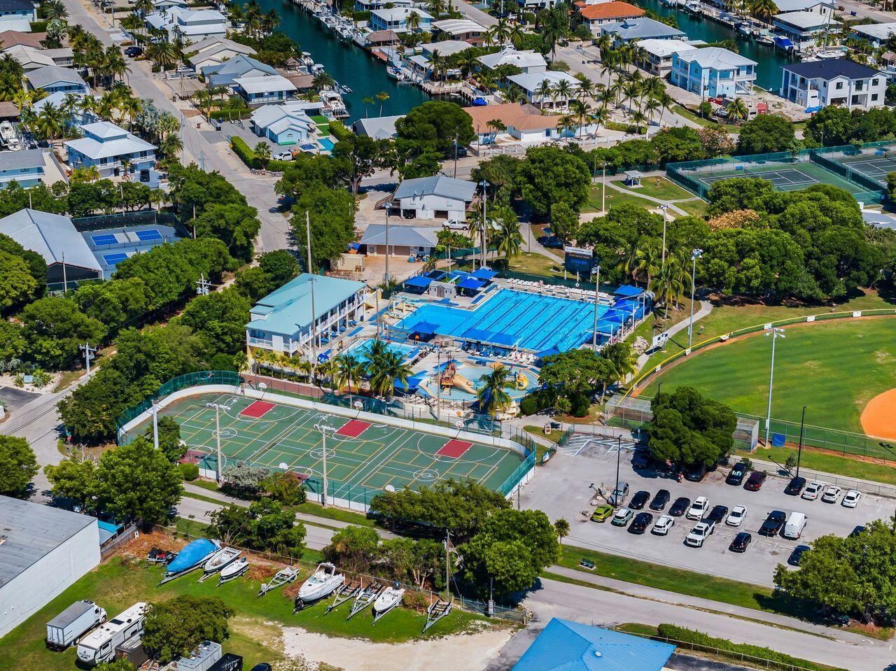 181 Ocean View Drive Key Largo, FL 33037 - Photo 28 of 52 an aerial view of a residential houses with outdoor space and street view