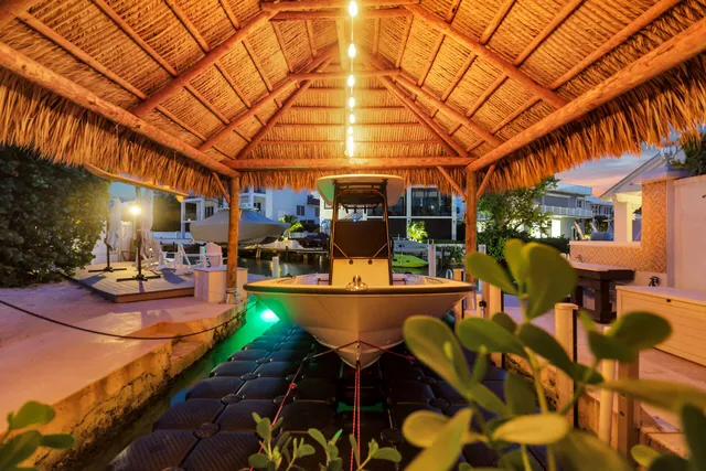 $1,579,000 | 181 Ocean View Drive, Key Largo, FL 33037