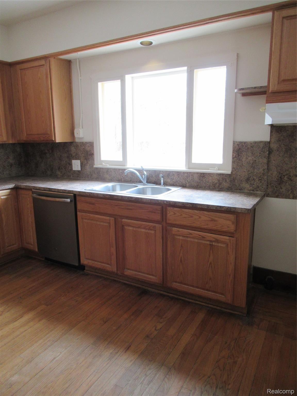 815 Ludlow Avenue Rochester, MI 48307 - Photo 28 of 48 IMG_0805.JPG