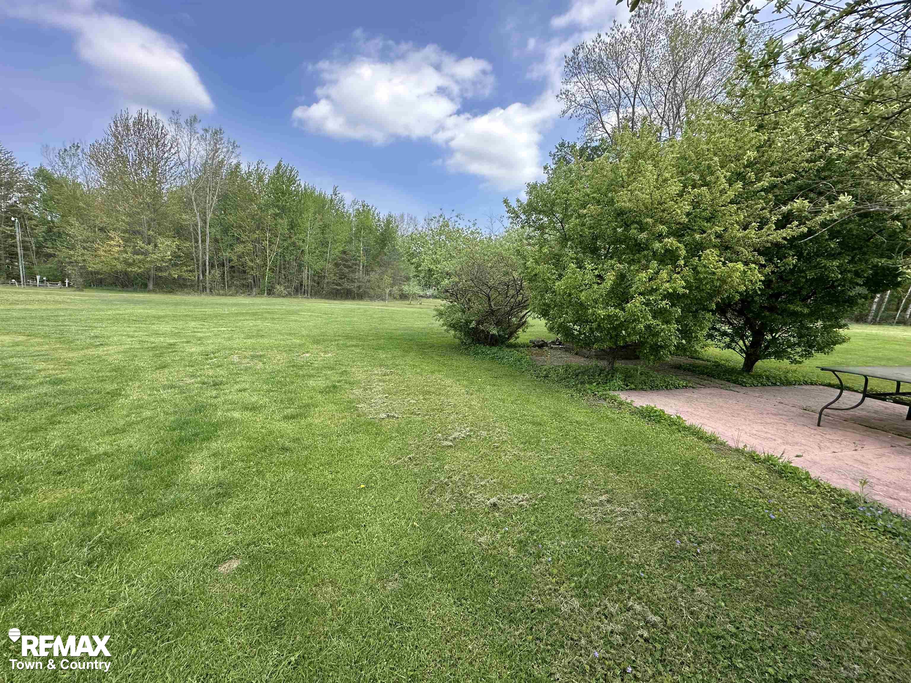 2310 Dale Road Beaverton, MI 48612 - Photo 53 of 71