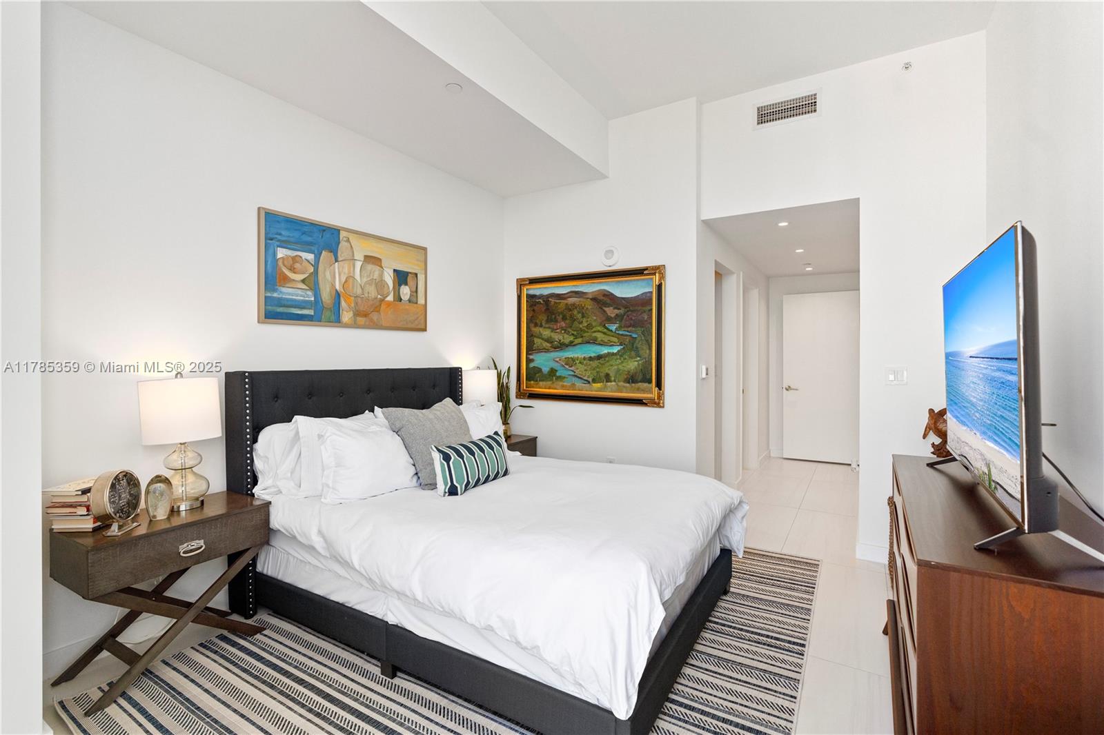 2678 Tigertail Avenue, Unit PH4 Miami, FL 33133 - Photo 26 of 75