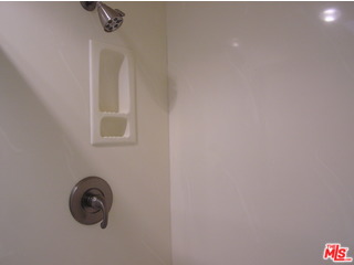 13065 Mindanao Way, Unit 15 Marina del Rey, CA 90292 - Photo 17 of 26