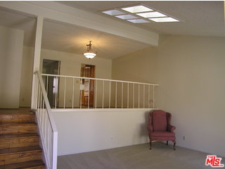13065 Mindanao Way, Unit 15 Marina del Rey, CA 90292 - Photo 4 of 26