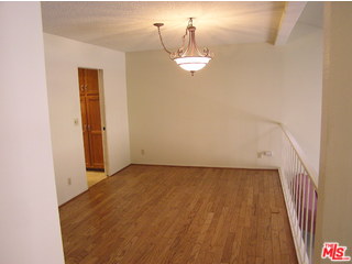 13065 Mindanao Way, Unit 15 Marina del Rey, CA 90292 - Photo 5 of 26