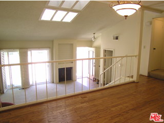 13065 Mindanao Way, Unit 15 Marina del Rey, CA 90292 - Photo 6 of 26
