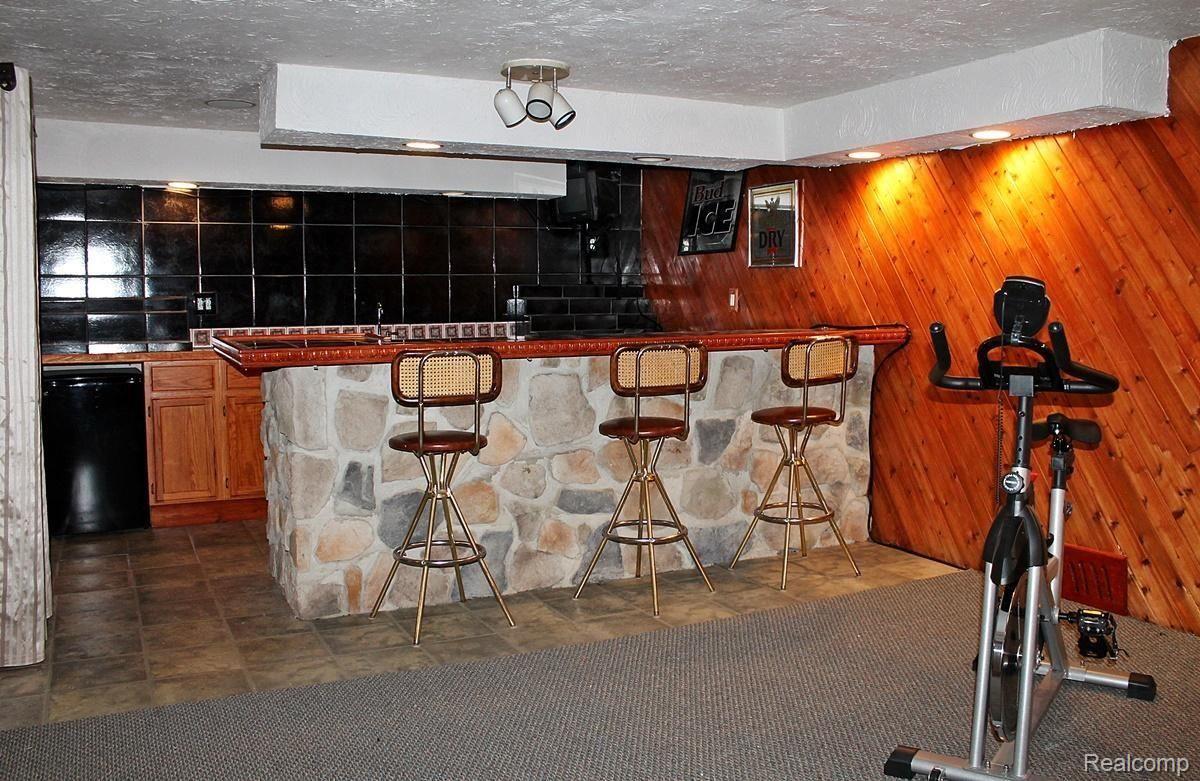 44160 Brandywyne Road Canton, MI 48187 - Photo 32 of 39 thumbnail (9).jpg
