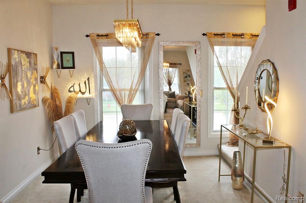 45411 North Stonewood Road Canton, MI 48187 - Photo 12 of 44