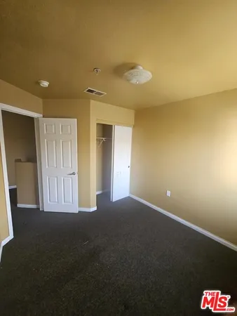 $3,000 | 887 East 40th Place, Unit 3, Los Angeles, CA 90011