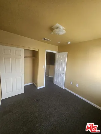 $3,000 | 887 East 40th Place, Unit 3, Los Angeles, CA 90011