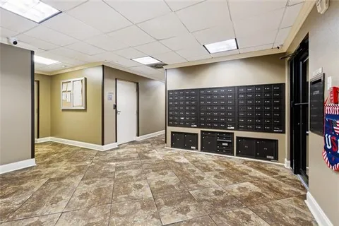 $219,000 | 500 Lake Marina Avenue, Unit 322, New Orleans, LA 70124