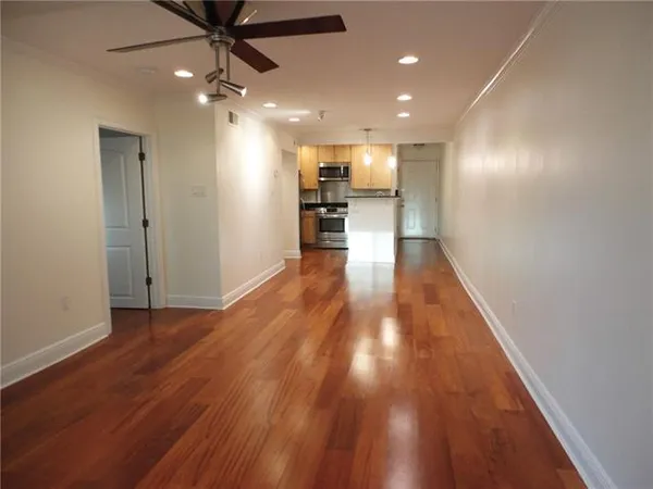 $219,000 | 500 Lake Marina Avenue, Unit 322, New Orleans, LA 70124