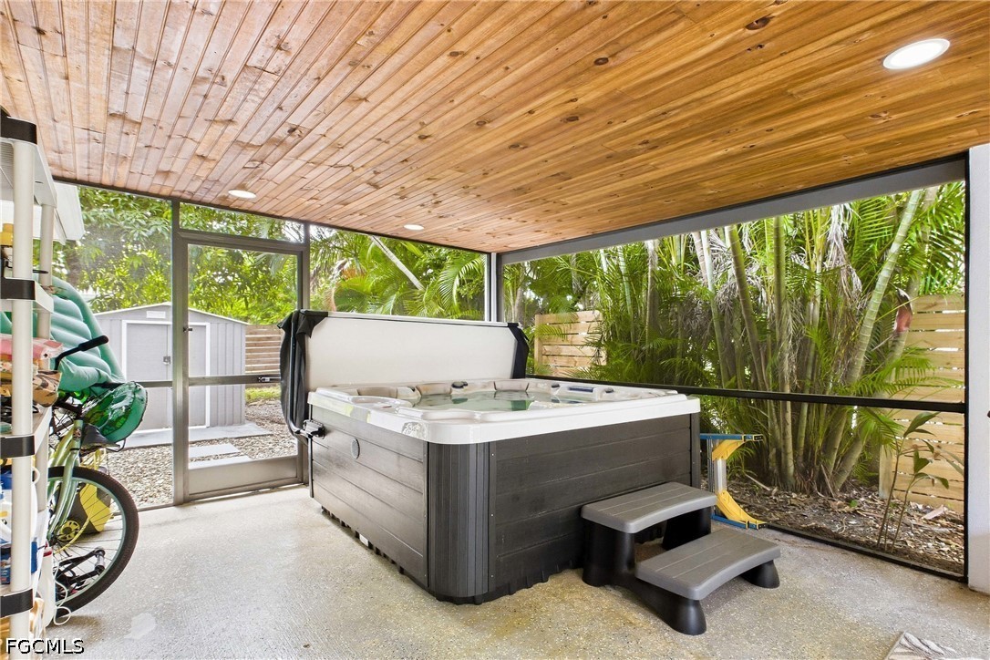 2926 Holly Road Fort Myers, FL 33901 - Photo 37 of 43 Gallery Image 37